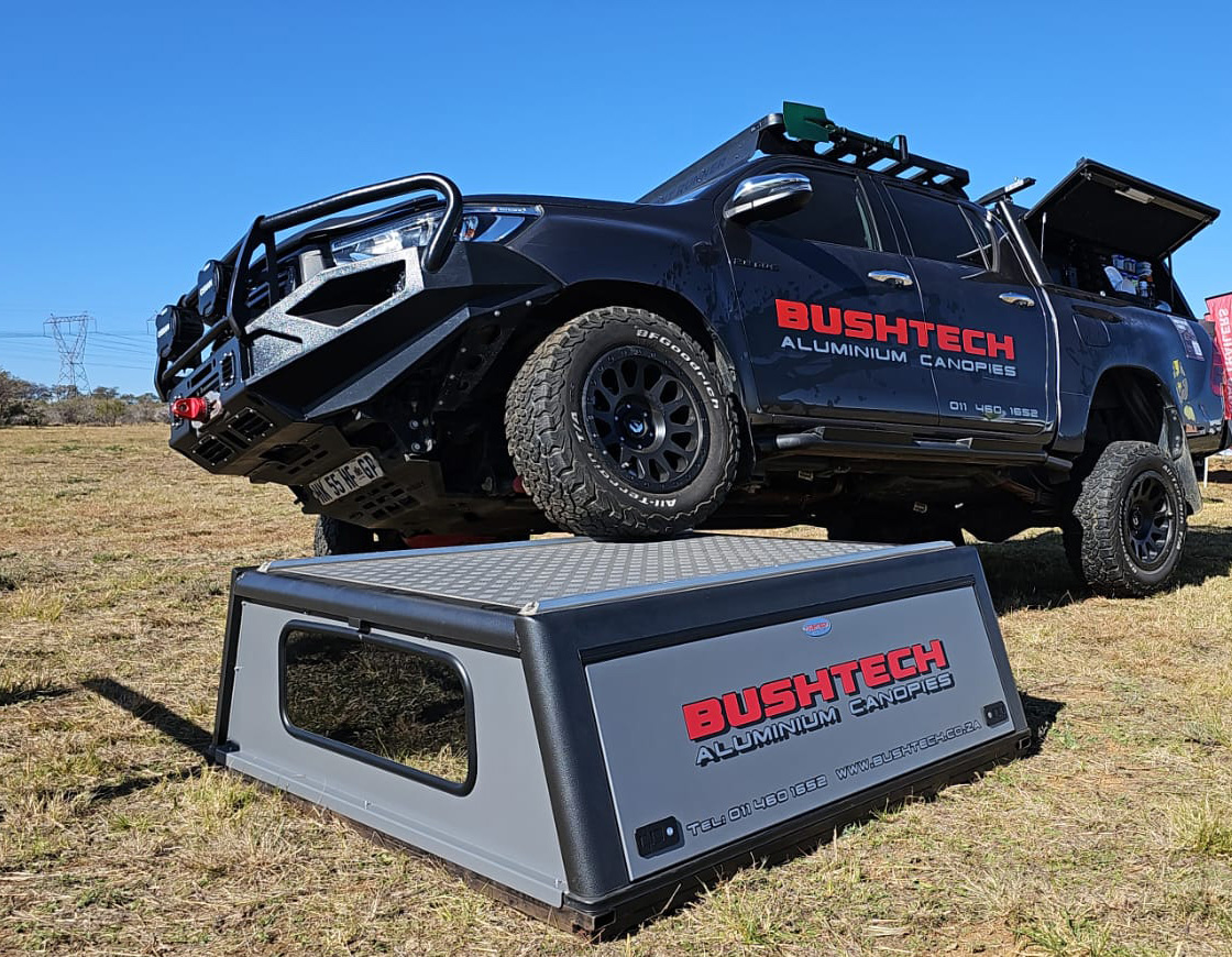 Bushtech Verdeck Nissan Navara (2017-)-Doppelkabine-Aluminium-Trittplatte-Nicht isoliert-mit LED-Licht – Bild 16