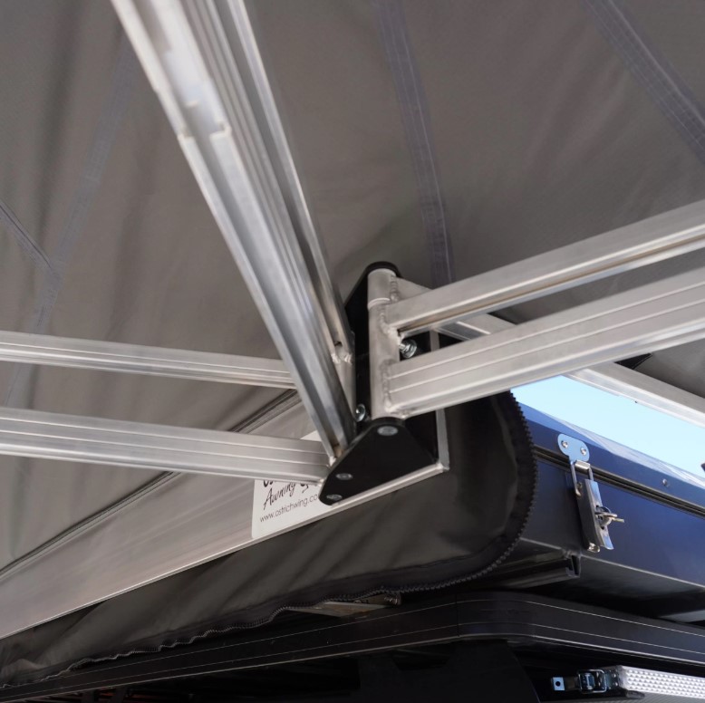 Bushtech Verdeck Ford Ranger (2023 - heute)-Extra Cab-Glattes Aluminium-Isoliert-Kein LED Licht-Dunkel Grau-Dunkel Grau – Bild 8