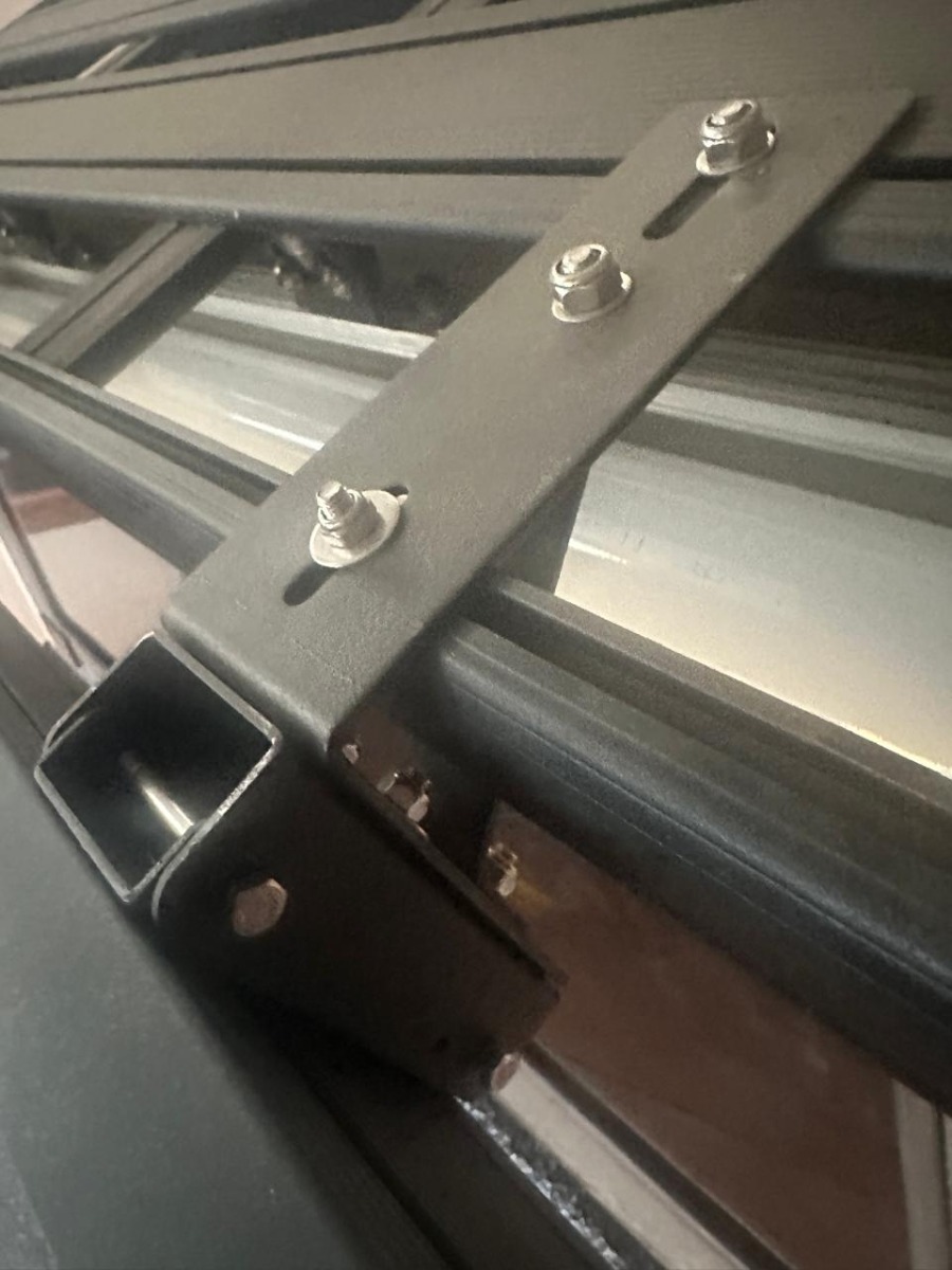 Eezi-Awn Markisenhalterungen Roofrack