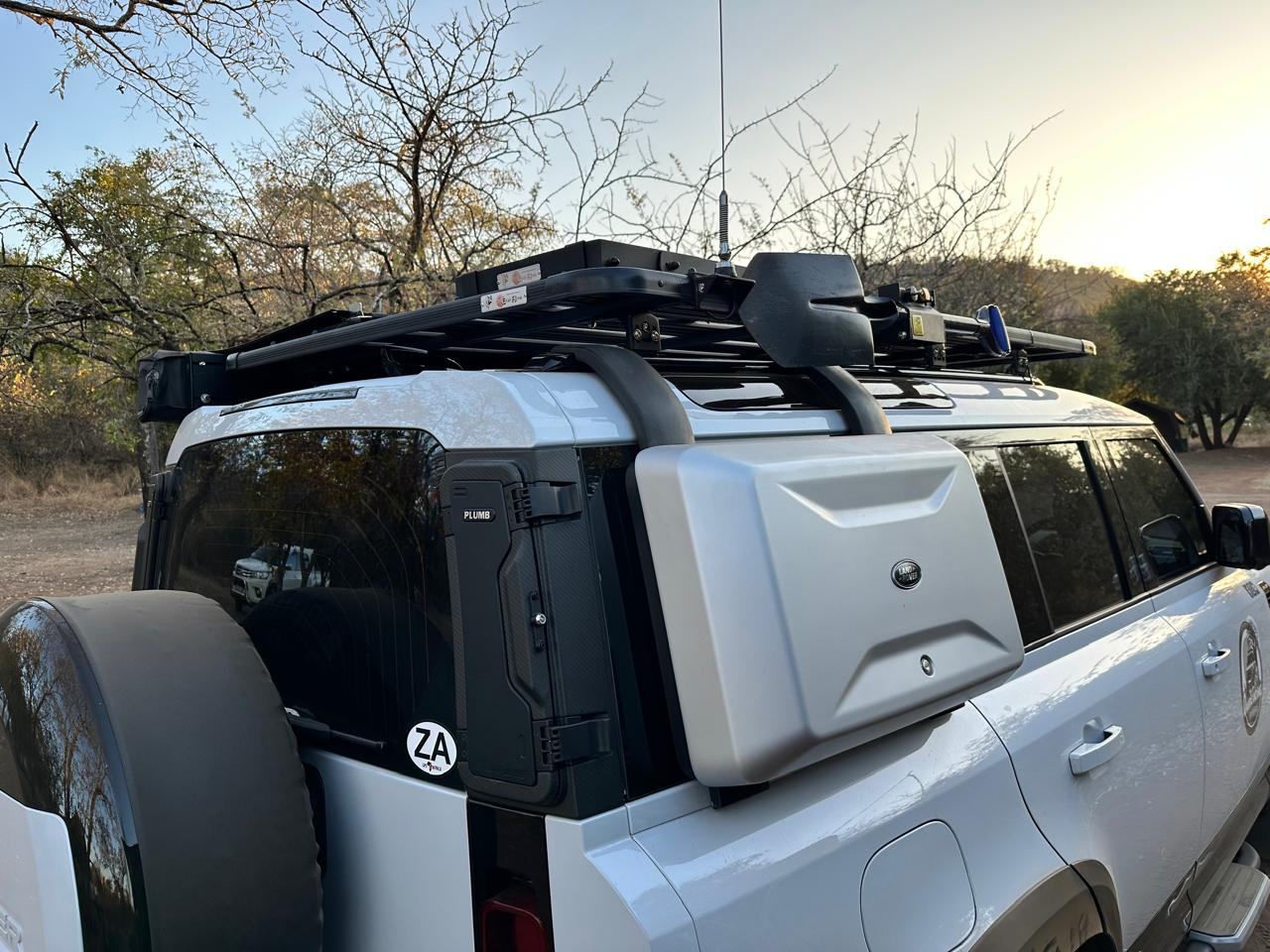Eezi-Awn K9 Überdachung Land Rover Defender 110 (2020-)-1300 x 2100 mm – Bild 2