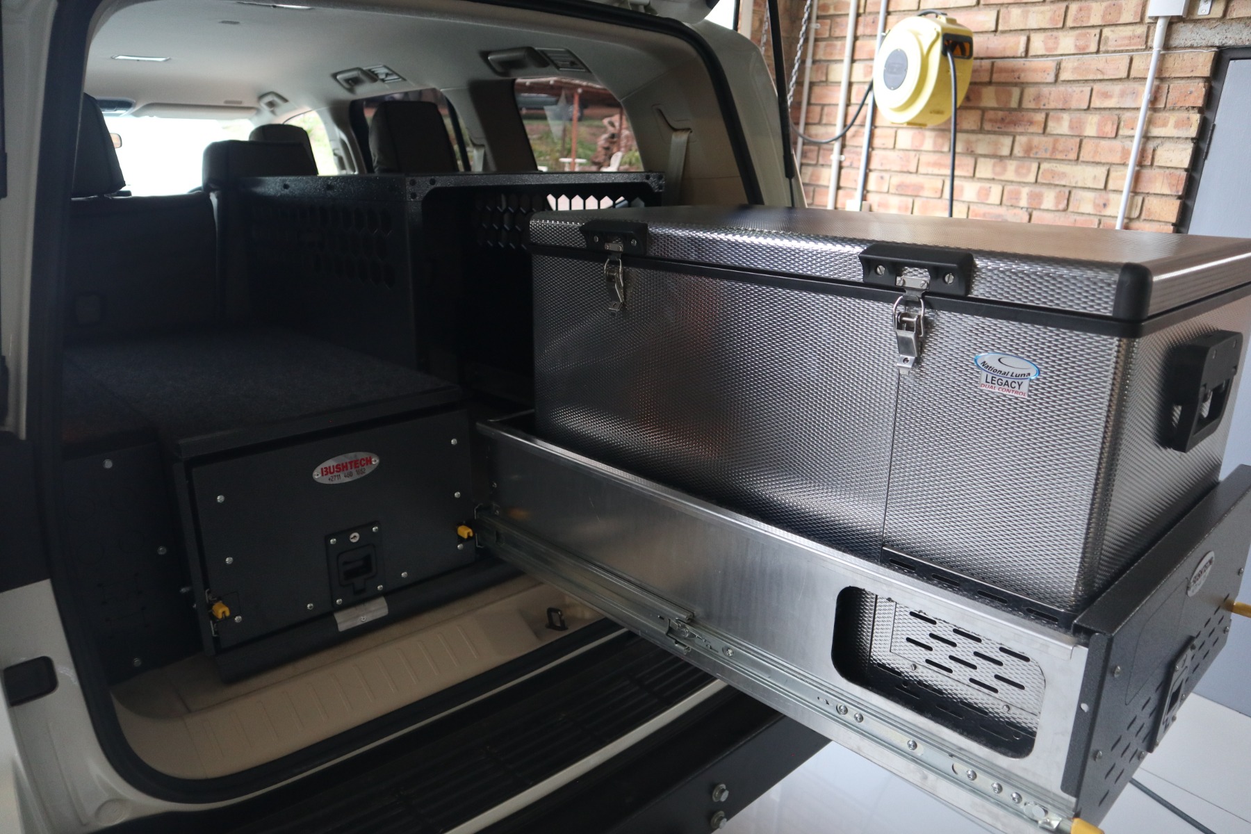 Bushtech Schubladensystem - Toyota Land Cruiser 300-Rechts-Energiekette – Bild 3
